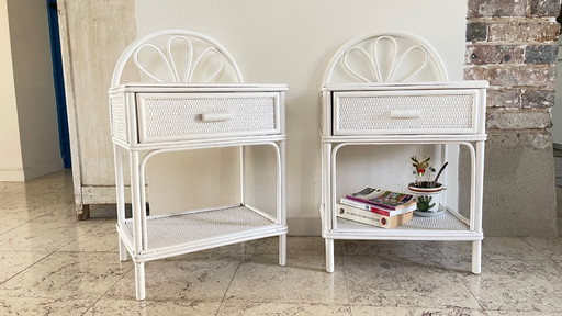 Coppia di comodini vintage in rattan