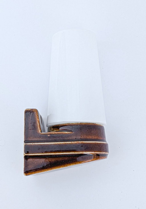 Modell 6080 Wandleuchte aus braunem Porzellan von Sigvard Bernadotte für Ifö – 1960er Jahre