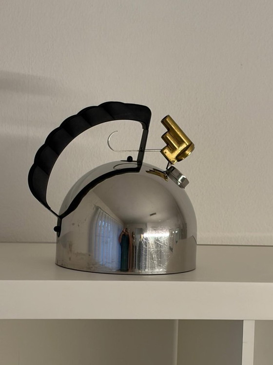 Image 1 of Hervidor Alessi 9091 - Diseño clásico de Richard Sapper