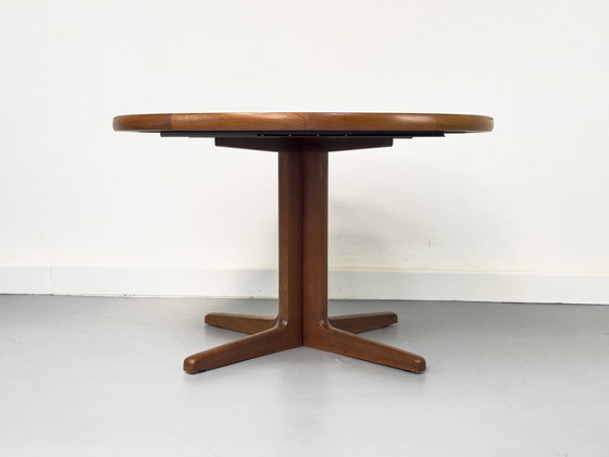 Image 1 of Danish Round Extendable Dining Table in Teak, 1970s