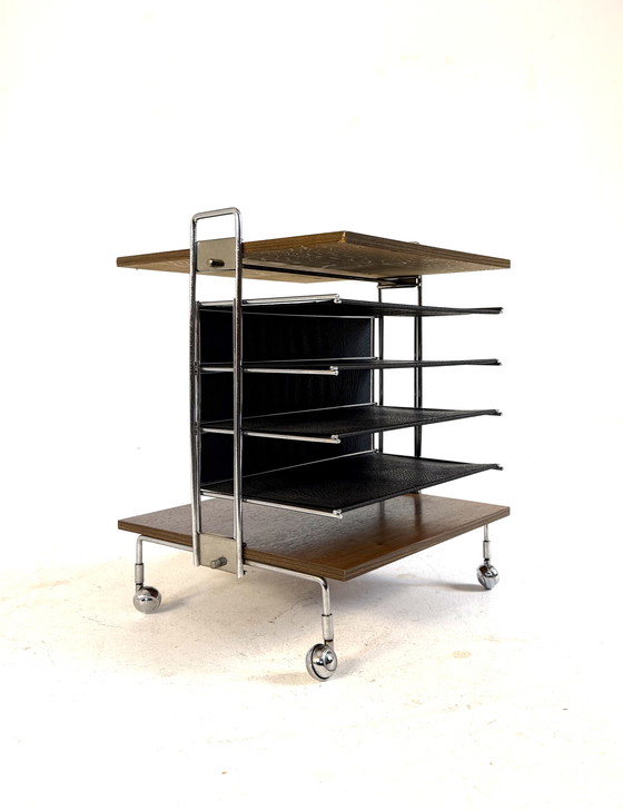 Image 1 of Carrello da lettura vintage in noce anni '60