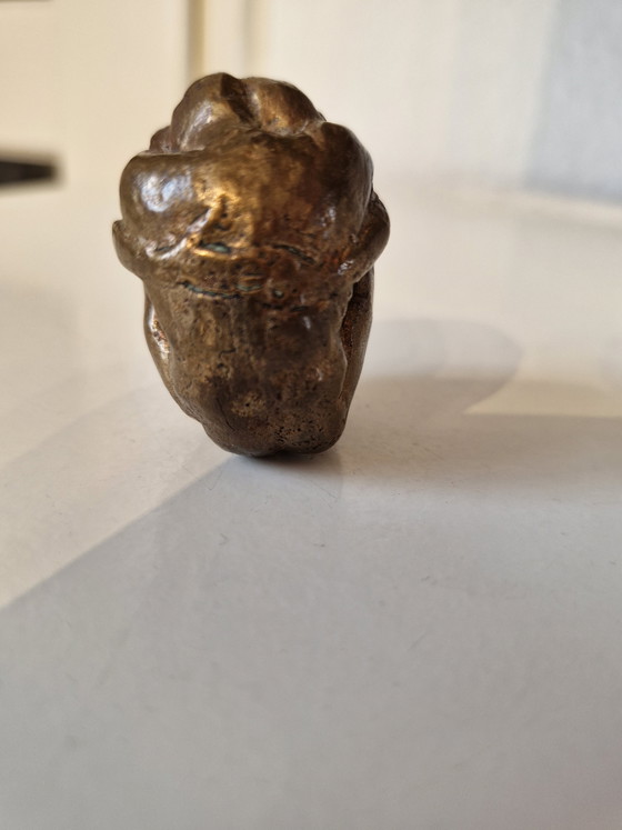 Image 1 of Massief Bronzen beeldje 3,5 x 4,5 x 4,5 cm
