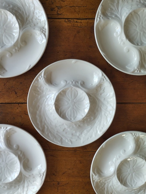 Image 1 of 5 weiße Steingutteller mit Artischockenmotiv von Gien