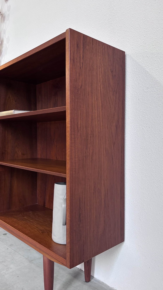 Image 1 of Vintage Bookcase Hundevad In Teak