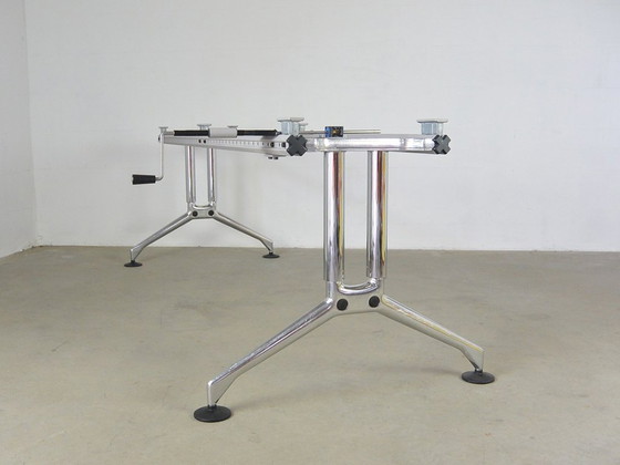 Vitra Ad Hoc desk base designed by Antonio Citterio – Dining tables, Chrome, Aluminium (photo 3 of 8)