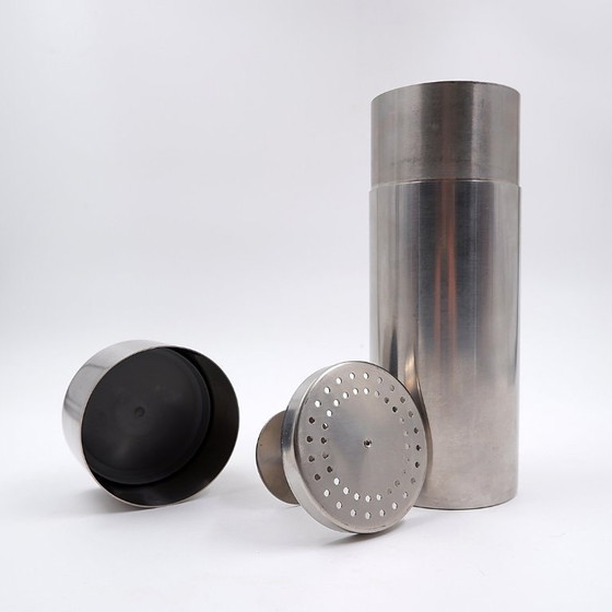 Image 1 of Cocktailshaker "Cylinda" Arne Jacobsen, jaren 1960