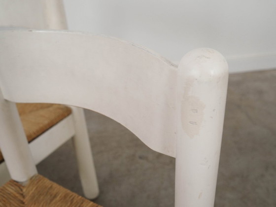 Image 1 of Conjunto de cuatro sillas de madera de haya, diseño italiano, década de 1980, fabricadas en Italia.