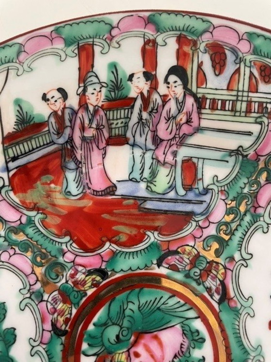 Plato decorativo de porcelana china antigua con medallón de rosa – Loza, Porcelain (photo 5 of 8)