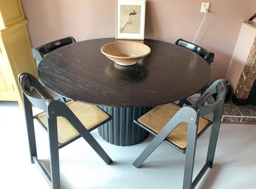 Mesa de comedor redonda HKLiving Pillar negra | Diámetro 140 cm