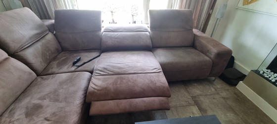 Image 1 of Montel Moved hoekbank met relax functies - choco kleur