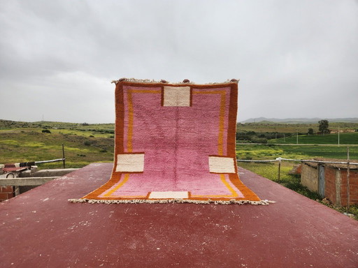 Vintage Beni Ouarain Moroccan Rug 290x210cm – Handmade Wool Berber Carpet in Pink & Terracotta – Large Statement Rug