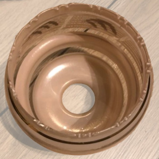 Image 1 of 6 art deco 1930s-style lampshades