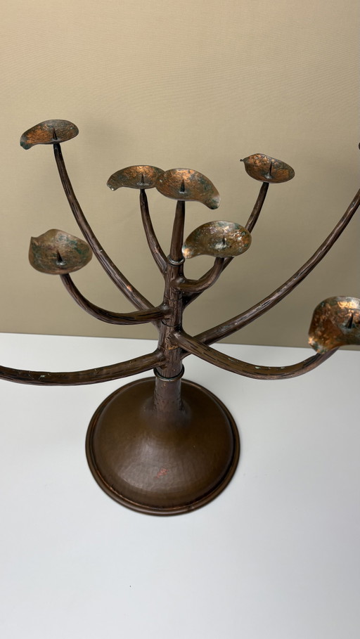 Egidio Casagrande Brutalistisches italienisches Design 9-armiger beweglicher Vintage Kerzenhalter aus gehämmertem Kupfer