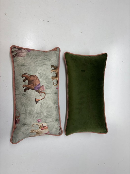 Juego de 2 cojines reversibles hechos a mano – Animales de Froca y terciopelo – 50 × 30 cm – kussentjes (photo 2 of 6)