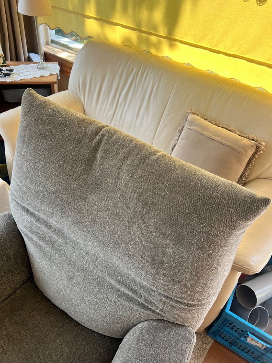 Image 1 of Fauteuil pivotant Edra Chiara