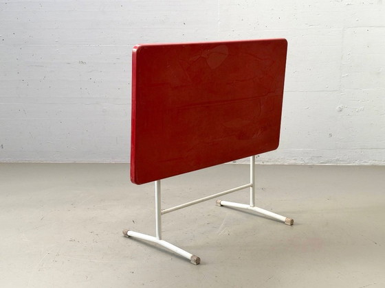 Tavolo Pieghevole Vintage Svizzero – Rosso & Bianco, Mid-Century – Tavoli da giardino, Altro (photo 13 of 15)