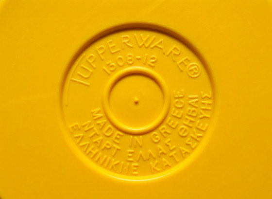 Image 1 of Ensemble de 3 pièces Tupperware vintage : pichet à jus, shaker et tour à épices