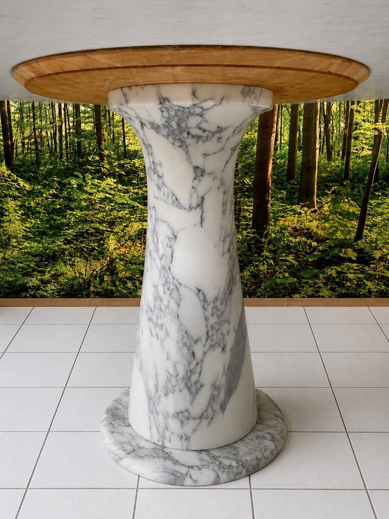 Image 1 of Marble dining table, Italian design