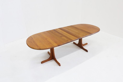 Tavolo da pranzo ovale allungabile in stile vintage danese, in teak massello.