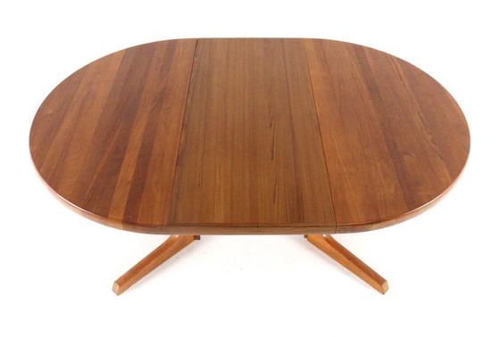 Image 1 of Gudme Round 2x Extendable Dining Table 'Nabbe' Vintage