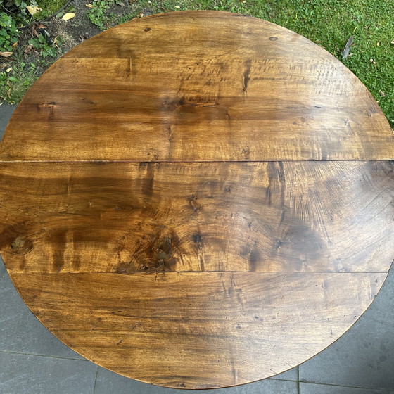 Image 1 of Table à abattant en noyer anglais - vers 1900