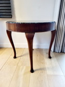 Antiek Frans bijzettafel of coffee table, marmeren blad en houten onderstel