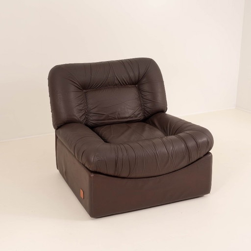 Leather lounge chair Panarea by Lev&Lev 