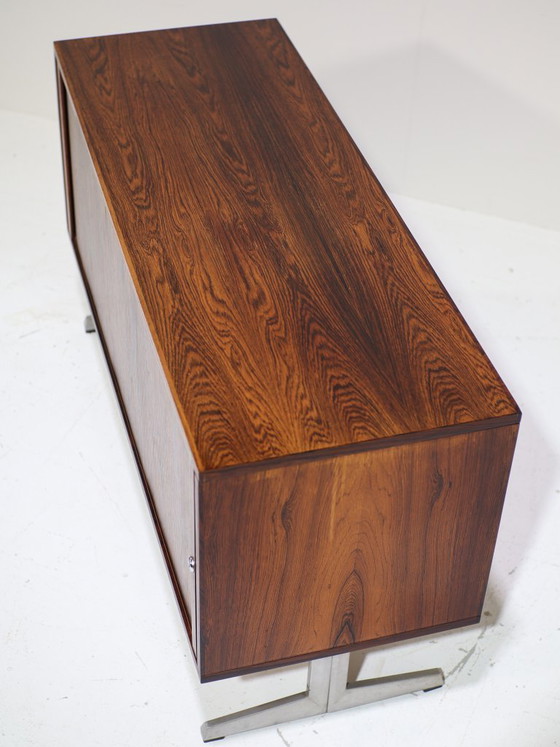 Mobile bar Nipu in palissandro con tamburo in metallo, stile danese vintage anni '60. – Wood (photo 6 of 14)
