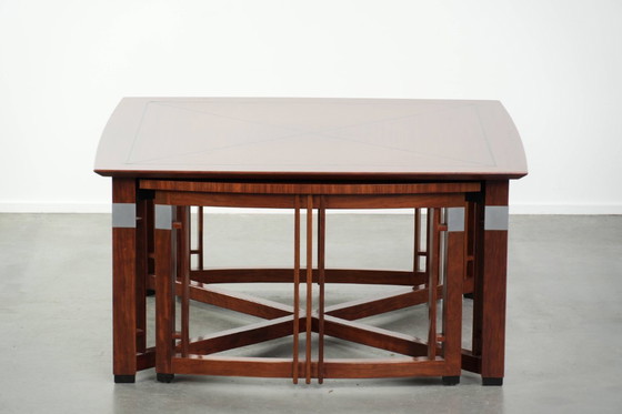 Image 1 of Table basse Art Déco à sections extensibles, signée Schuitema, collection Decoforma