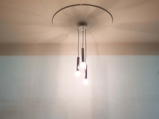 Staff leuchten Cascade Light de Motko Ishii