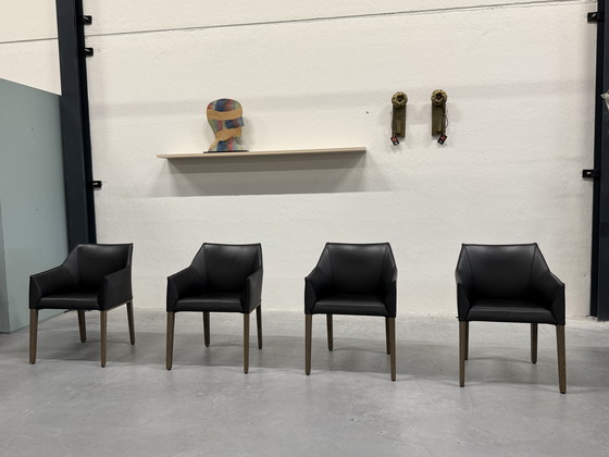 Image 1 of 4 Chaise de salle à manger Leolux Pyrite en cuir noir