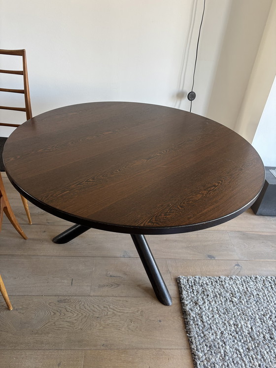 Image 1 of Original Gerard Geytenbeek round dining table - design