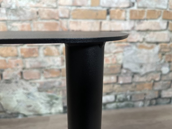 Cascando Pully Side, Metallo Nero | Robert Bronwasser, Tavolini, Minimalisme (foto 7 di 7)
