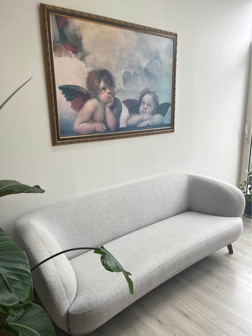 Leolux Flint three-seater