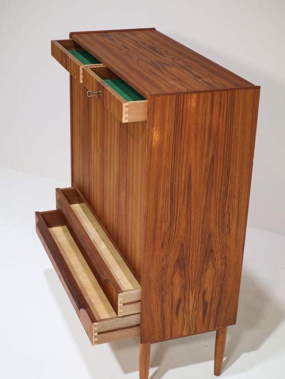 Image 1 of Buffet haut étroit A.P. Møbler, teck vintage danois des années 1960