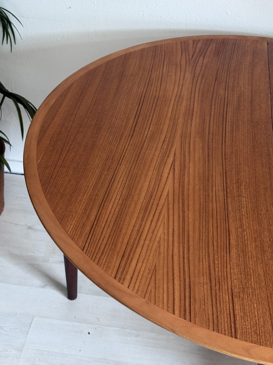 Tavolo da pranzo rotondo vintage Teak Anni '60 Lübke – Tavoli da pranzo, Wood (photo 7 of 15)