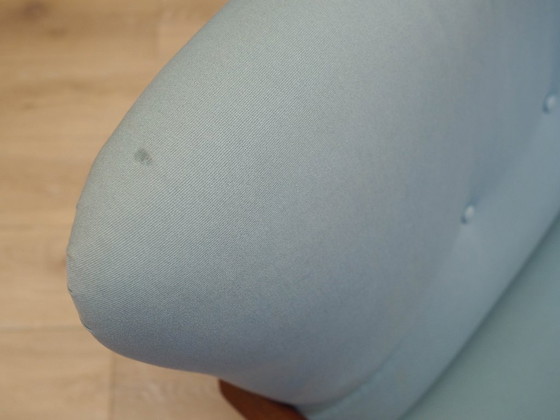 Image 1 of Mintgroene bank, Italiaans design, jaren 70, vervaardigd in Italië.