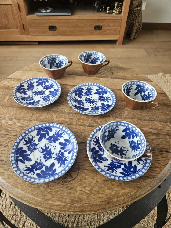 Image 1 of Antikes Tassen- und Untertassenset – Japanisches Batavia-Braun / Kapuziner (Koi-Karpfen) – Neuwertig!