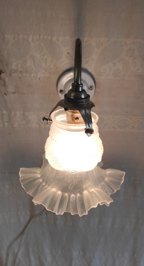 Image 1 of Art Deco style wall sconce in brass and glass paste - mid-20th century