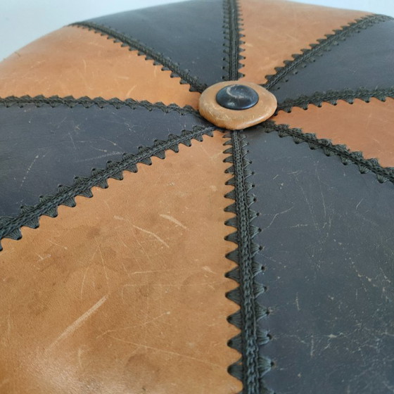 Image 1 of Pouf brocante d'epoca con patta di contenimento/ripostiglio.