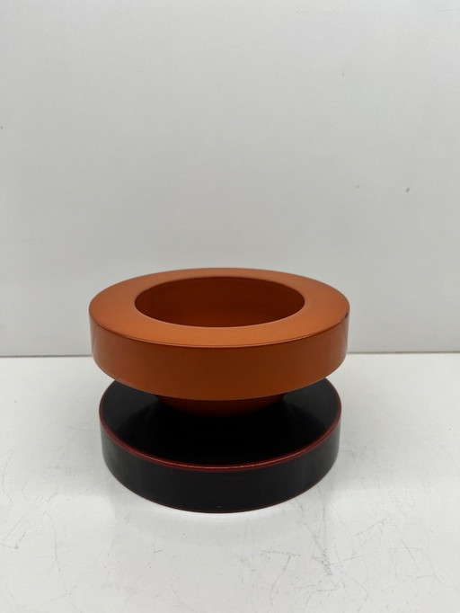 Ettore Sottsass – Compotier – Marutomi – Basilico – Rot und braun lackiertes Harz – italienisches Design