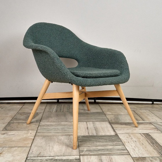 Image 1 of Vintage Shell Lounge Chair van Miroslav Navratil, jaren 60, Tsjechoslowakije