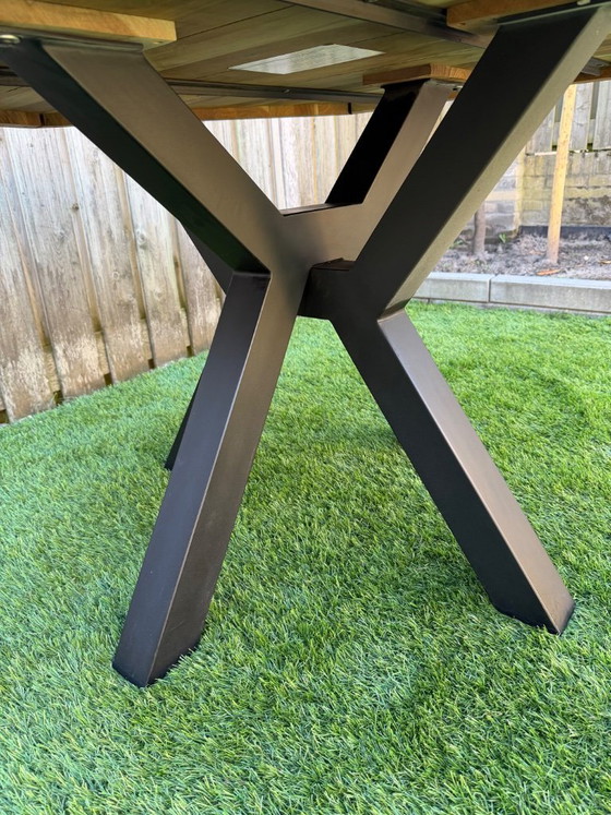 Image 1 of Dining table 130x150 in mint condition