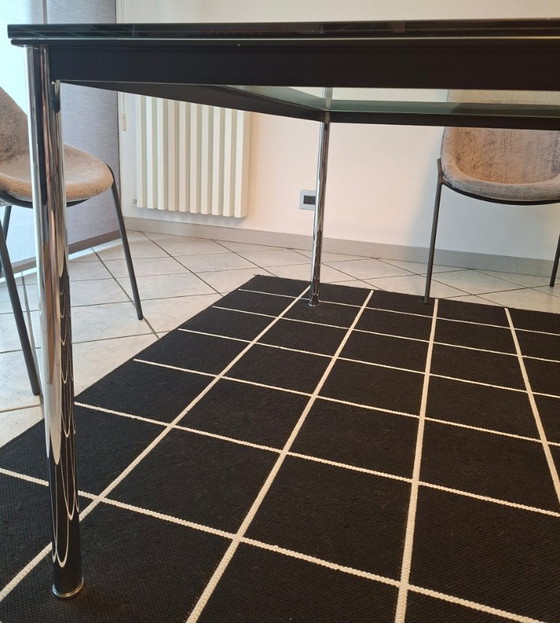 Image 1 of Vierkante tafel van MDF ITALIA met een glazen blad