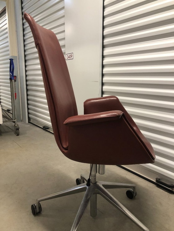 Image 1 of Sedia Tulip FK 6725, disegnata da Preben Fabricius e Jørgen Kastholm. 