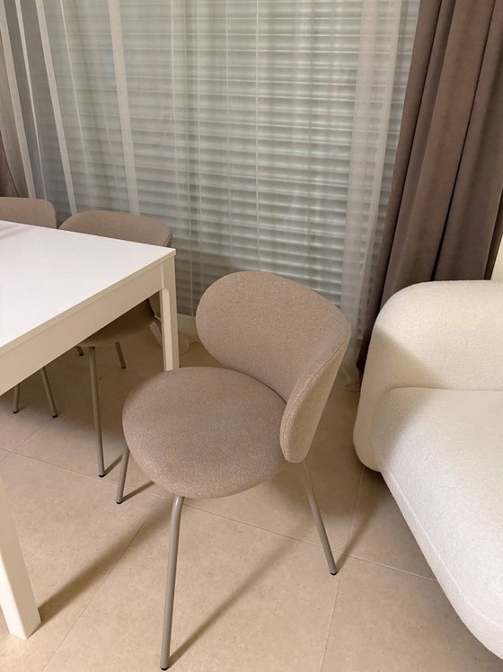 Image 1 of Dining table with 4 chairs