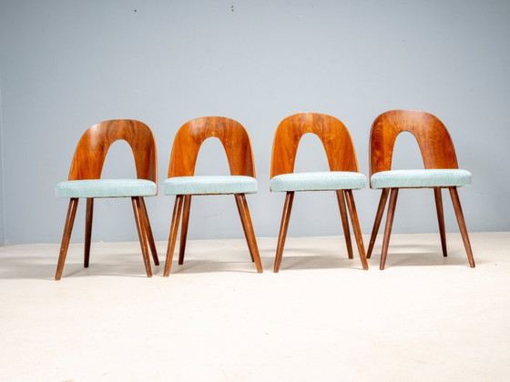 Image 1 of Antonín Šuman stoelenset, Tatra Nábytok, Tsjechoslowaaks ontwerp, jaren 60
