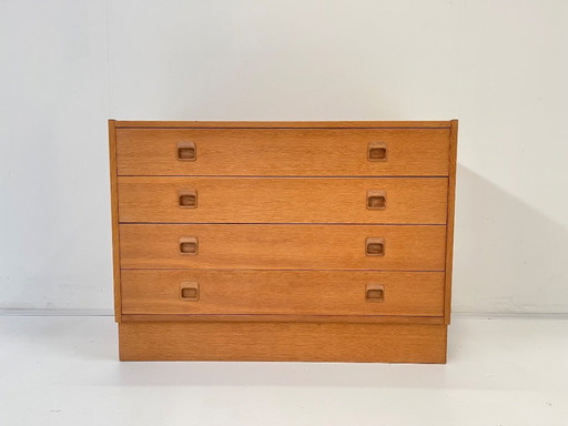 Vintage Danish design chest of drawers/commode by Poul Hundevad 