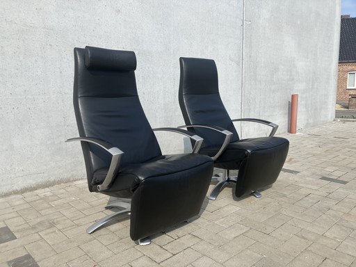 2x black Jori Brainbuilder recliner Top condition!!! Medi Mono-move incl 1x elliptical pillow
