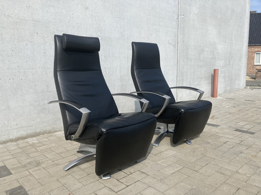 2x black Jori Brainbuilder recliner Top condition!!! Medi Mono-move incl 1x elliptical pillow